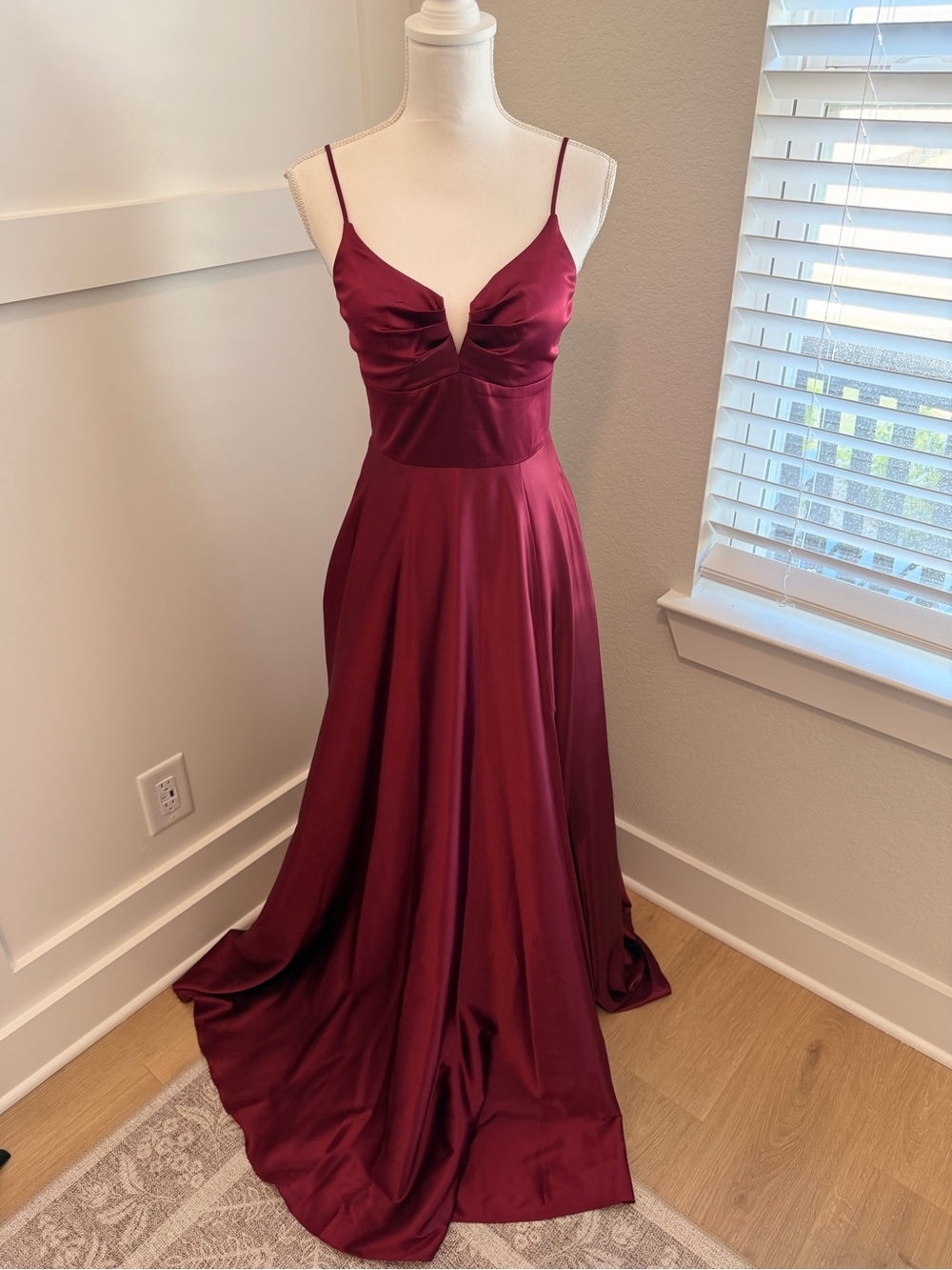 NEXT/UP Burgundy Satin Formal Maxi Dress | Size 3/4